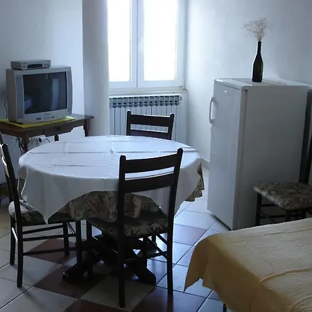 By The Sea Brela, Makarska - 13052 Apartment