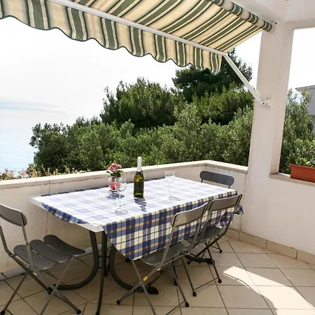 Apartment By The Sea Brela, Makarska - 13052
