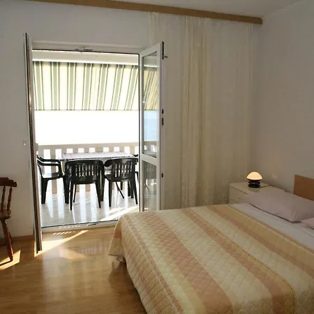 By The Sea Brela, Makarska - 13052 Apartment