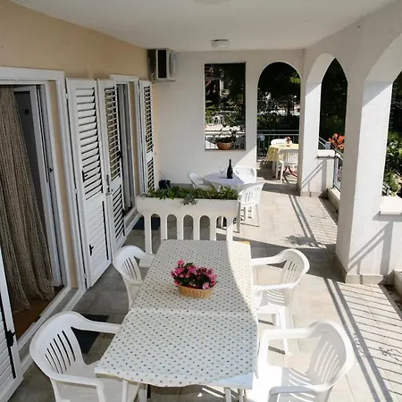 Apartment By The Sea Brela, Makarska - 13052 Brela