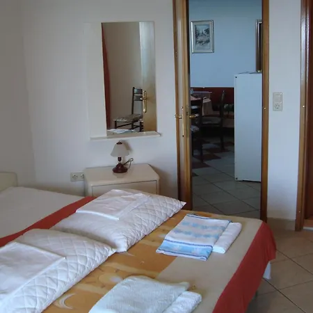 By The Sea Brela, Makarska - 13052 ברלה